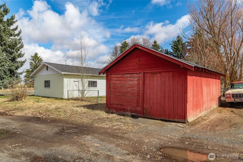 Property photo for 211 W Linden Street, Harrington photo 24
