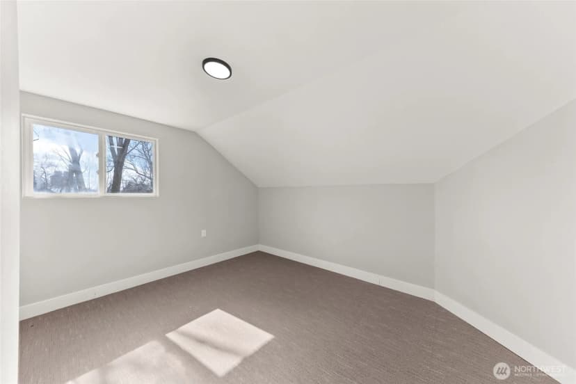 Property photo for 211 W Linden Street, Harrington photo 17