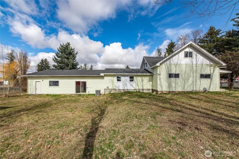Property photo for 211 W Linden Street, Harrington photo 21