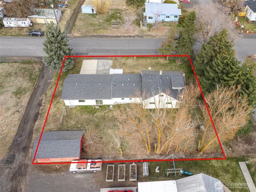 Property photo for 211 W Linden Street, Harrington photo 25