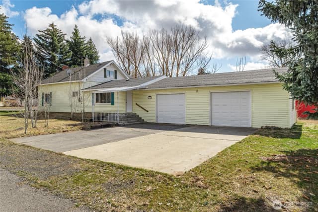 Property photo for 211 W Linden Street, Harrington photo 2