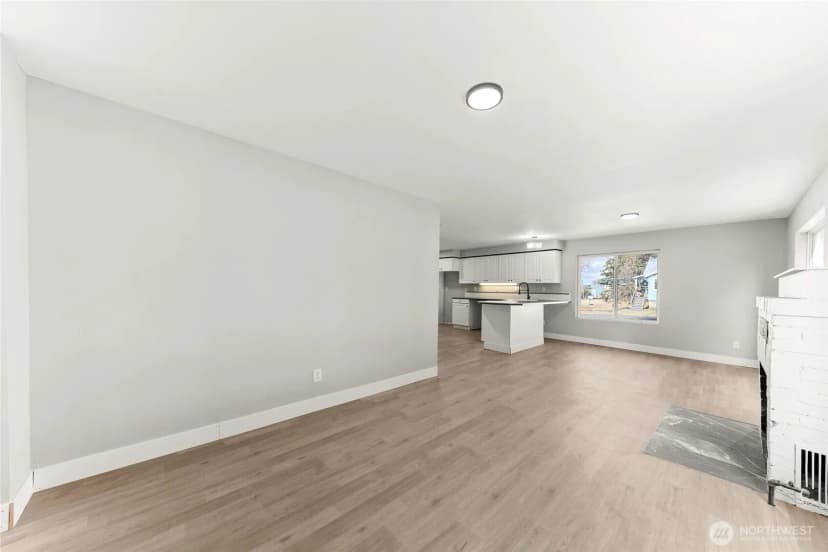 Property photo for 211 W Linden Street, Harrington photo 8