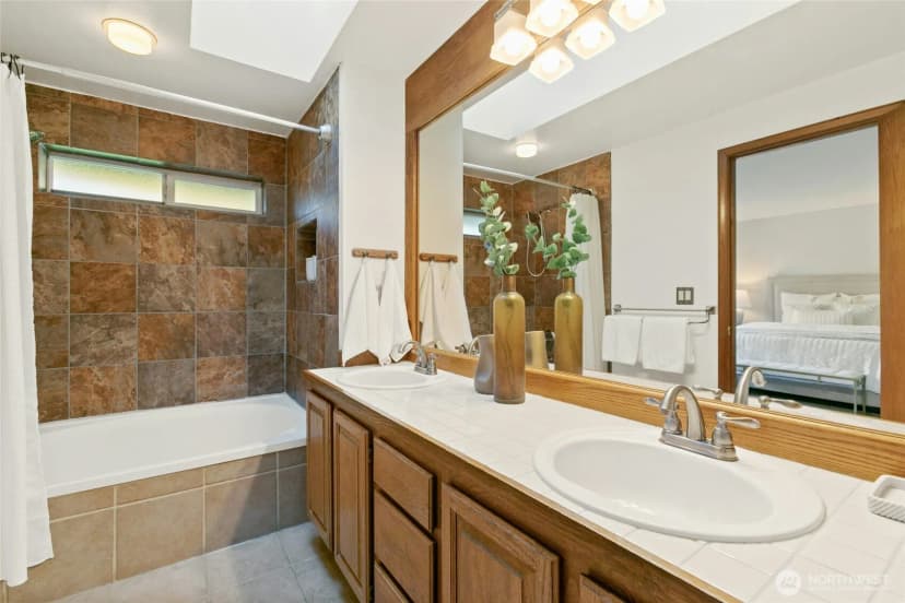 Property photo for 4514 186th Avenue Se, Issaquah photo 19