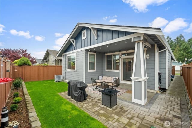 Property photo for 8218 Bainbridge Loop Ne, Lacey photo 4