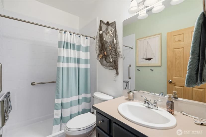 Property photo for 8218 Bainbridge Loop Ne, Lacey photo 26