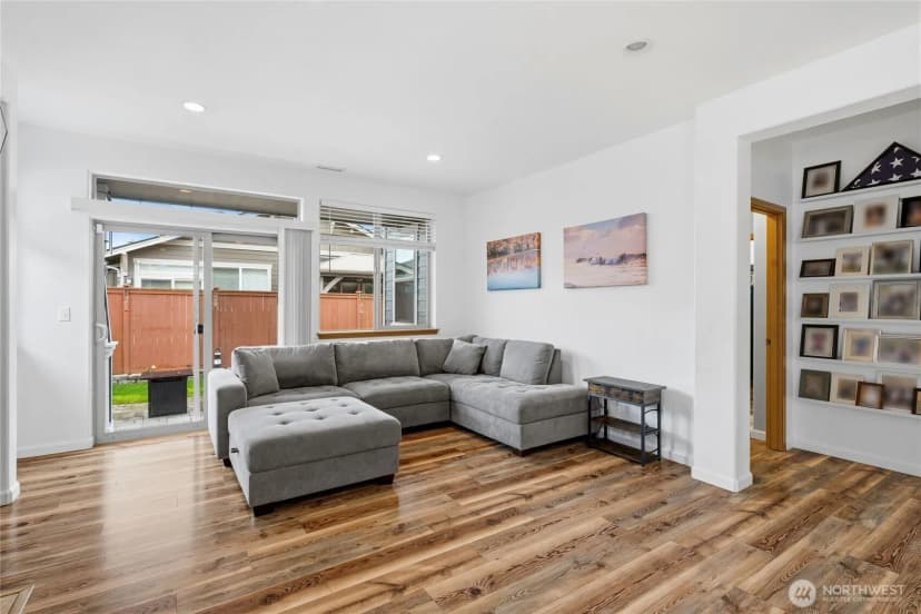 Property photo for 8218 Bainbridge Loop Ne, Lacey photo 16