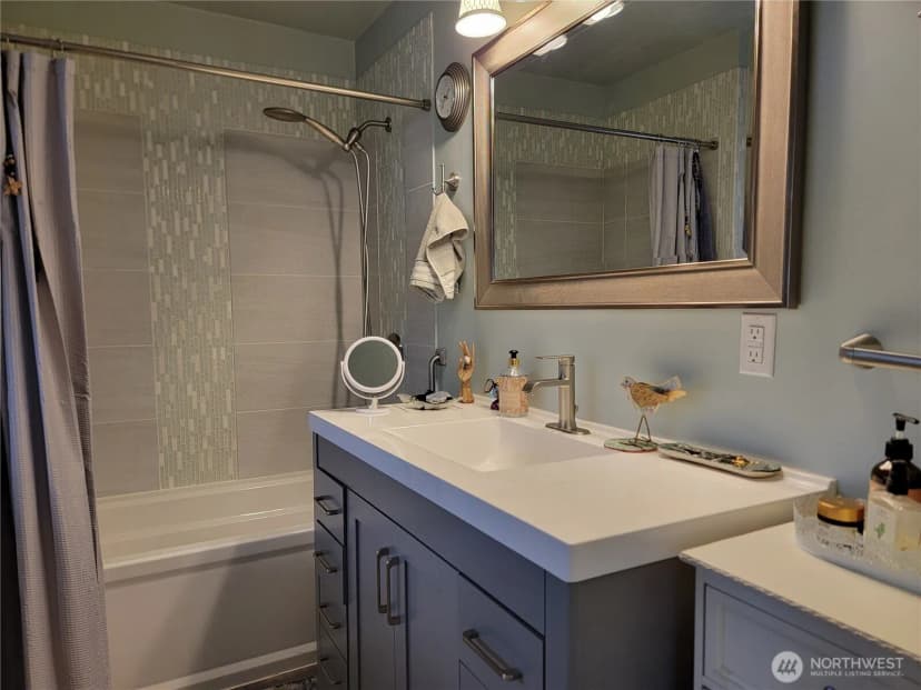 Property photo for 55 Gold Mountain Road, Republic photo 11