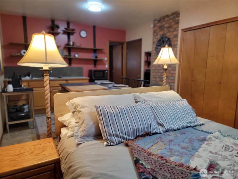 Property photo for 55 Gold Mountain Road, Republic photo 27