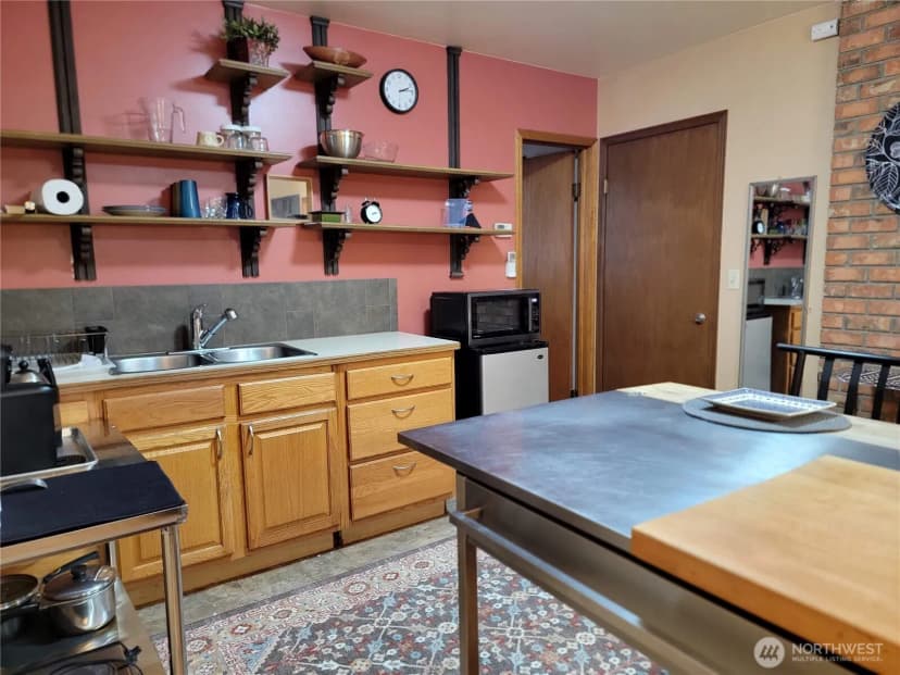 Property photo for 55 Gold Mountain Road, Republic photo 28