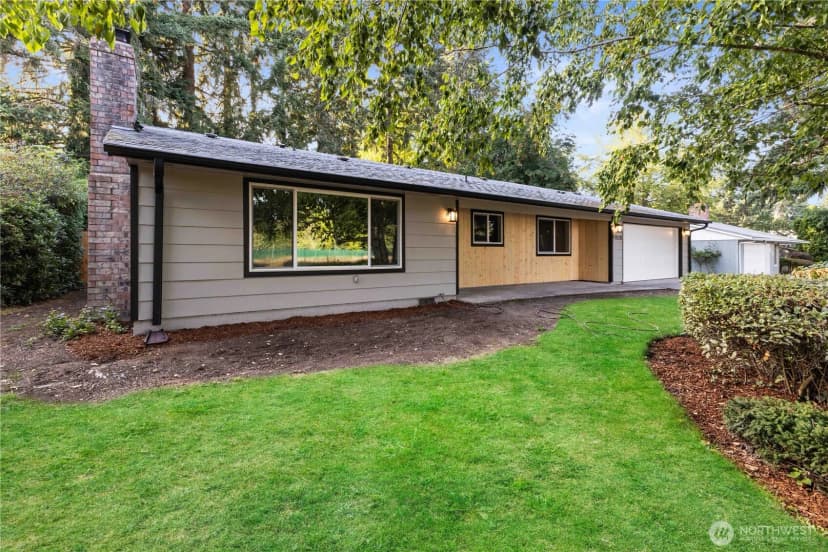 Property photo for 11028 83rd Avenue E, Puyallup photo 3