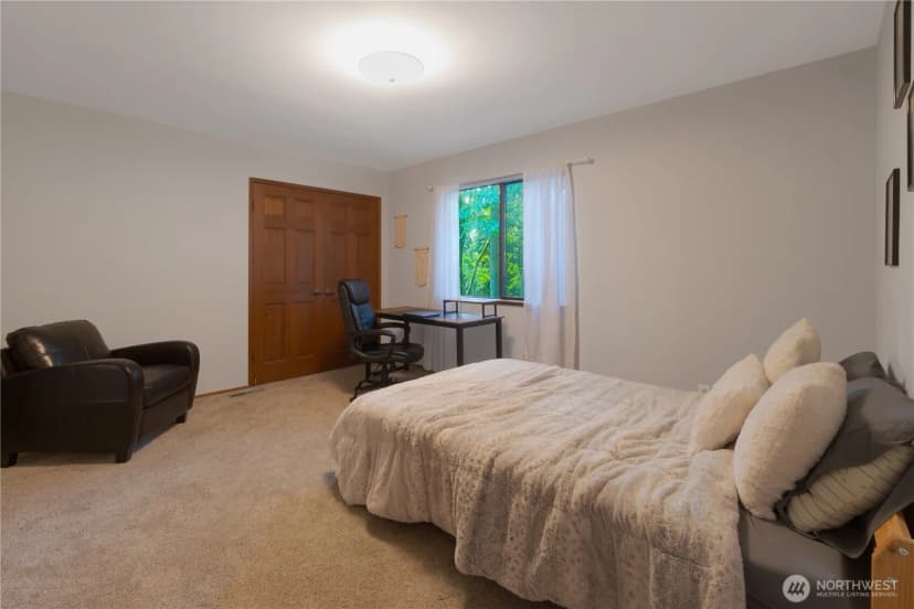 Property photo for 4005 Ne Derek Drive, Bremerton photo 24