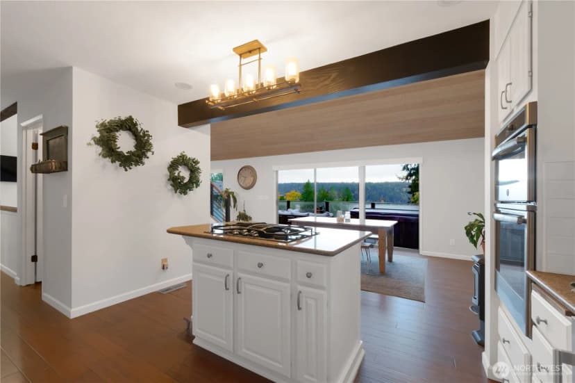 Property photo for 4005 Ne Derek Drive, Bremerton photo 11
