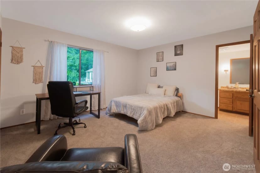 Property photo for 4005 Ne Derek Drive, Bremerton photo 23