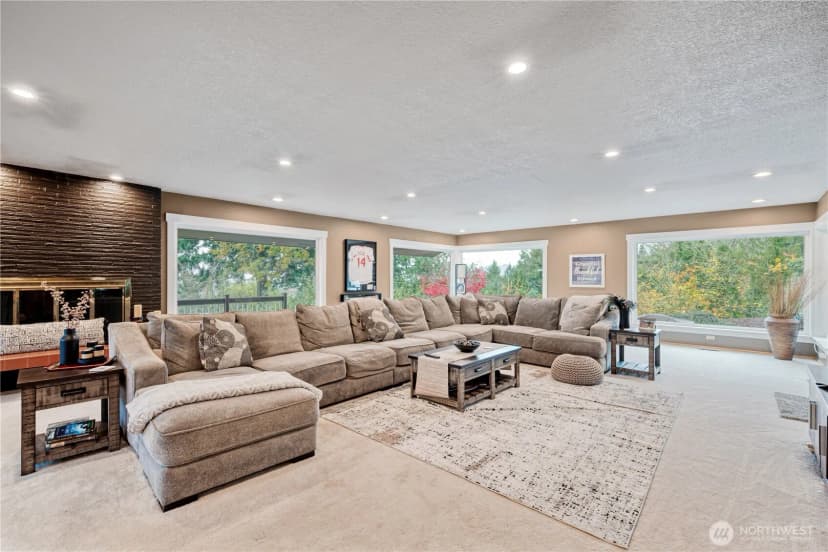 Property photo for 8 Tree Top Road, Longview photo 4