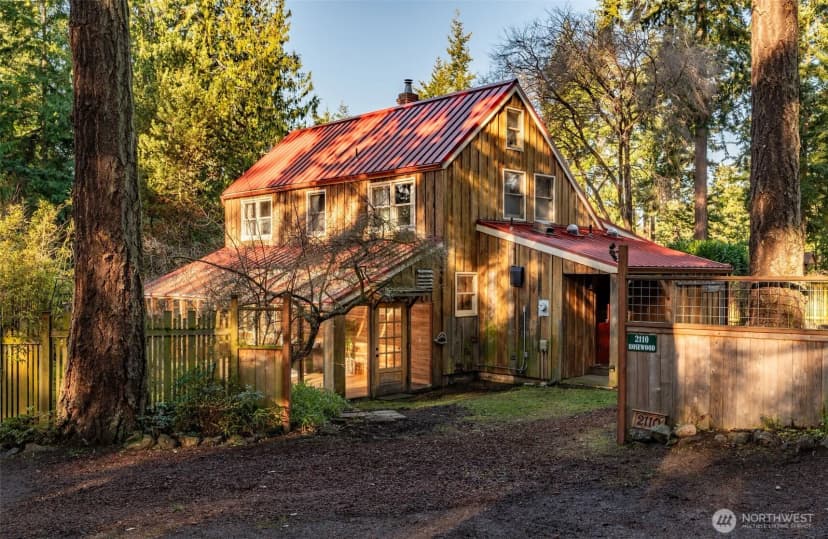 Property photo for 2110 Se Rosewood Street, Port Townsend