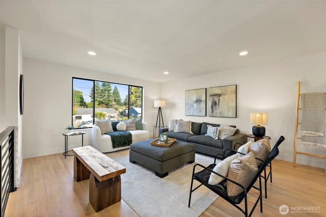Property photo for 1415 Se 116th Street, Burien photo 5