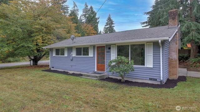 Property photo for 19615 Se 136th Street, Renton photo 2