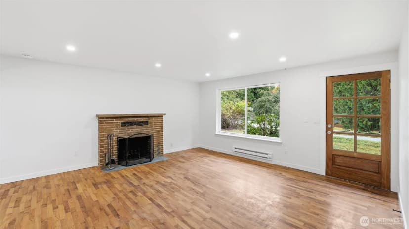 Property photo for 19615 Se 136th Street, Renton photo 6