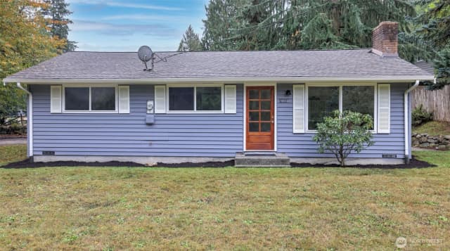 Property photo for 19615 Se 136th Street, Renton photo 3