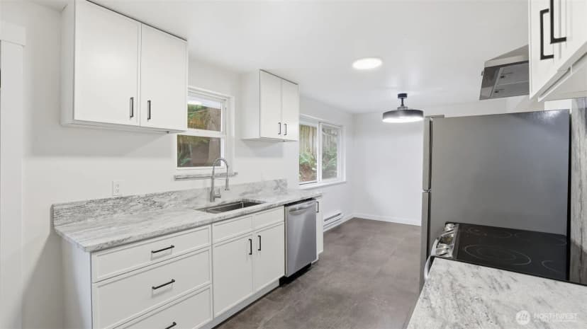 Property photo for 19615 Se 136th Street, Renton photo 12