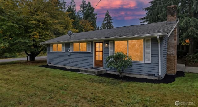 Property photo for 19615 Se 136th Street, Renton