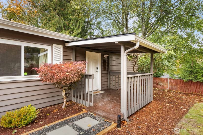Property photo for 6717 E Polk Avenue, Port Orchard photo 5