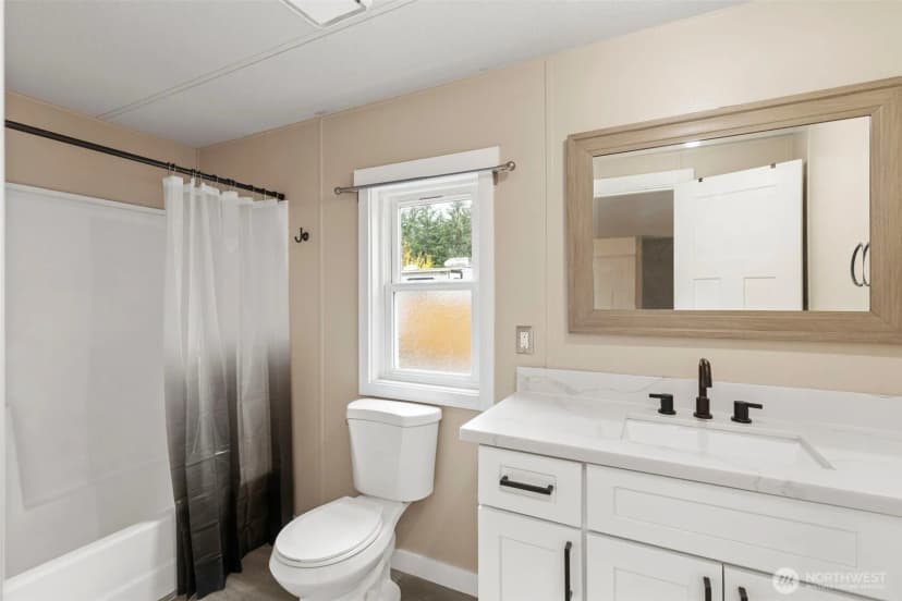 Property photo for 6717 E Polk Avenue, Port Orchard photo 18