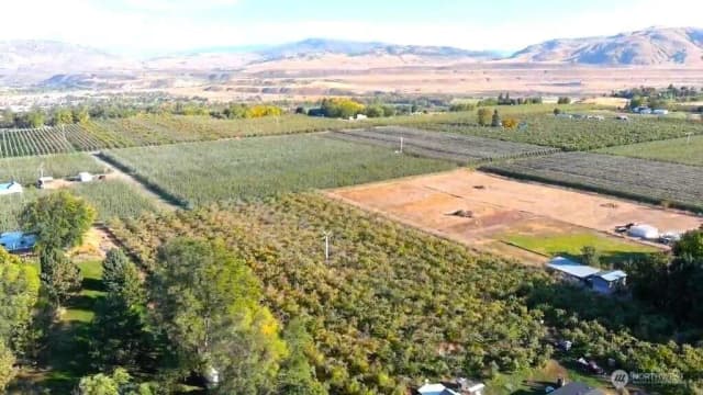 Property photo for 44 Weatherstone Road, Omak photo 3