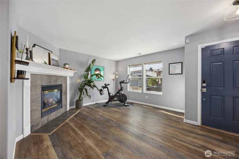 Property photo for 310 Index Place Se, Renton photo 4