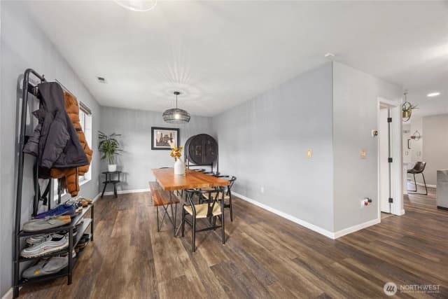 Property photo for 310 Index Place Se, Renton photo 5