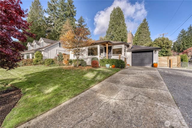 Property photo for 10536 Ne 189th Street, Bothell