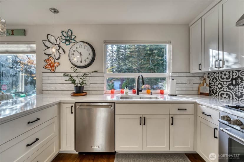 Property photo for 10536 Ne 189th Street, Bothell photo 8