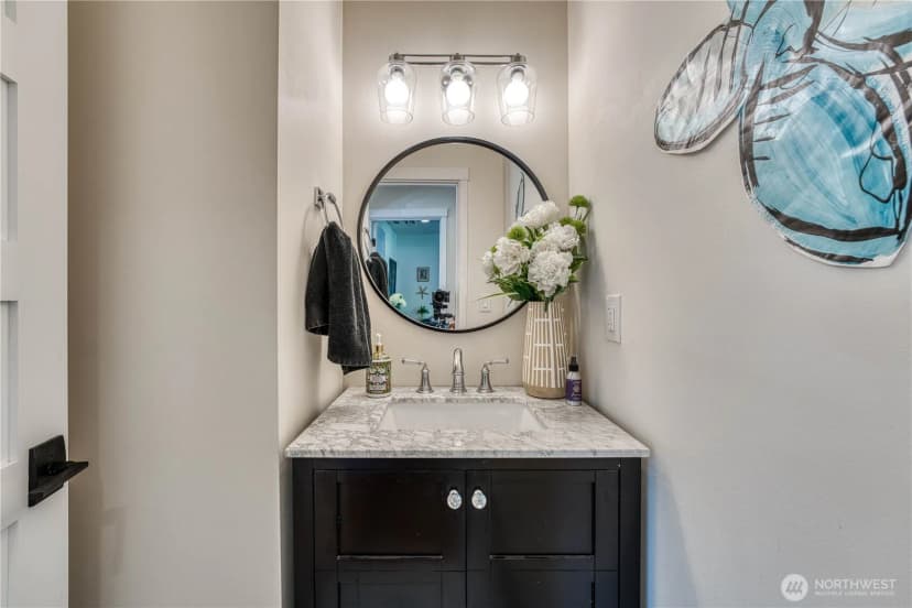 Property photo for 10536 Ne 189th Street, Bothell photo 11