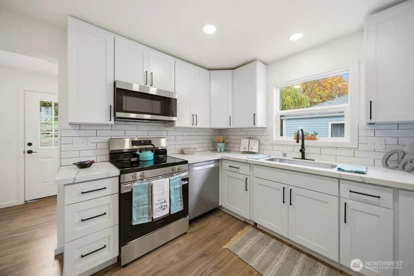 Property photo for 2519 Veldee Avenue, Bremerton photo 12