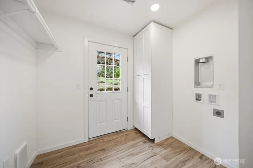 Property photo for 2519 Veldee Avenue, Bremerton photo 13