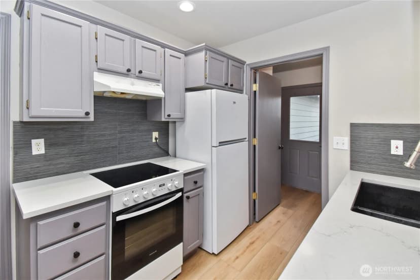 Property photo for 1162 Sinclair Way #55, Burlington photo 22