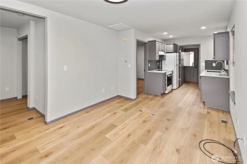 Property photo for 1162 Sinclair Way #55, Burlington photo 14