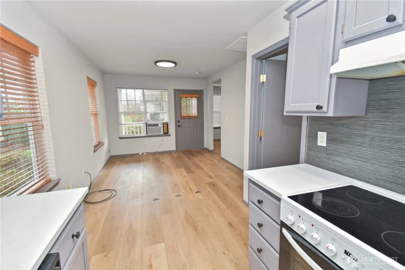 Property photo for 1162 Sinclair Way #55, Burlington photo 27