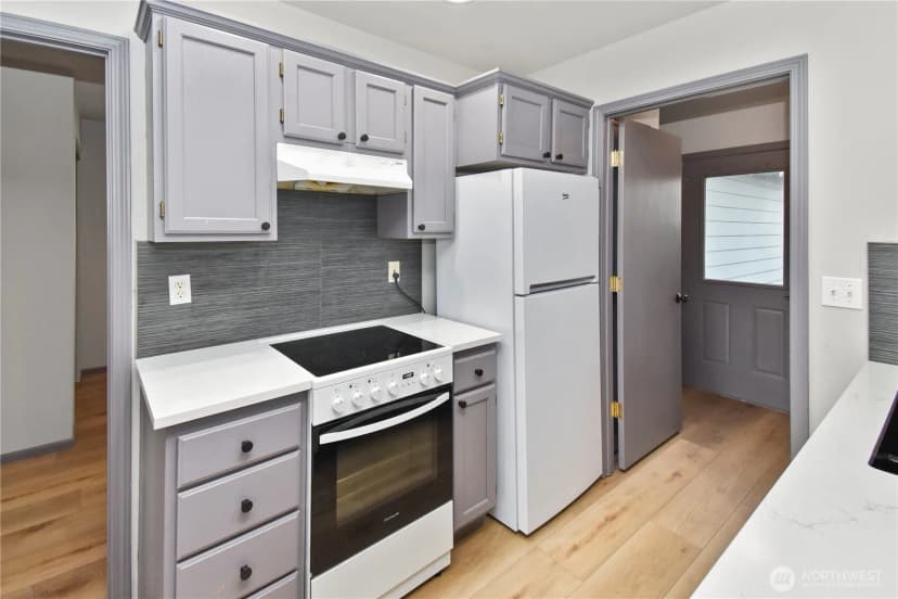 Property photo for 1162 Sinclair Way #55, Burlington photo 24
