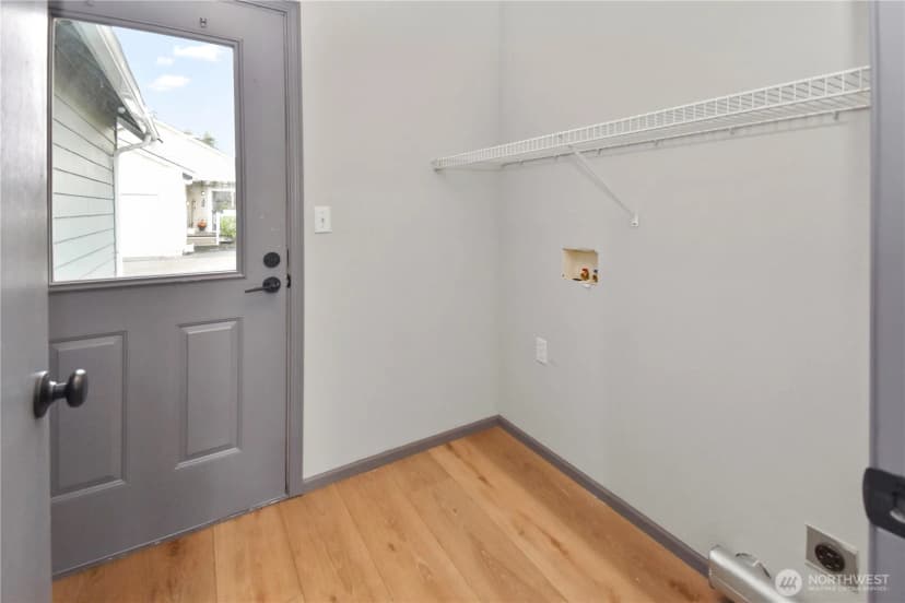 Property photo for 1162 Sinclair Way #55, Burlington photo 35