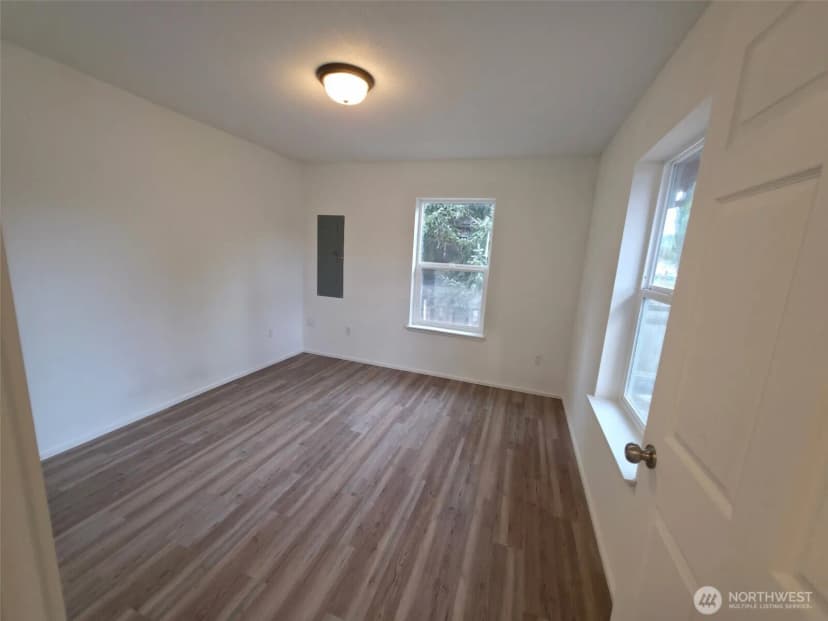 Property photo for 211 S Market Street, Bucoda photo 14
