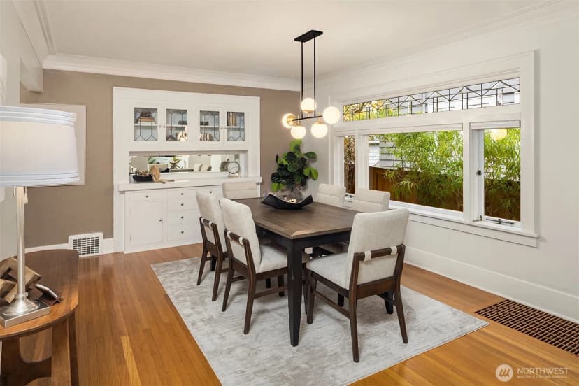 Property photo for 5711 Latona Avenue Ne, Seattle photo 9