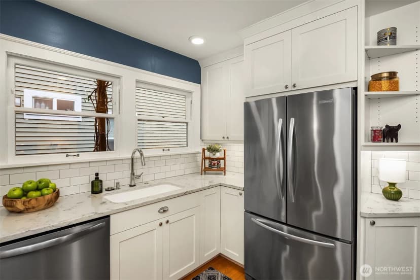 Property photo for 5711 Latona Avenue Ne, Seattle photo 14