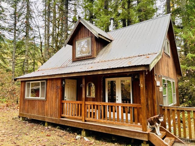 Property photo for 75835 Ne 122nd Street, Skykomish photo 2