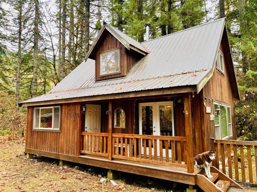 Property photo for 75835 Ne 122nd Street, Skykomish photo 2