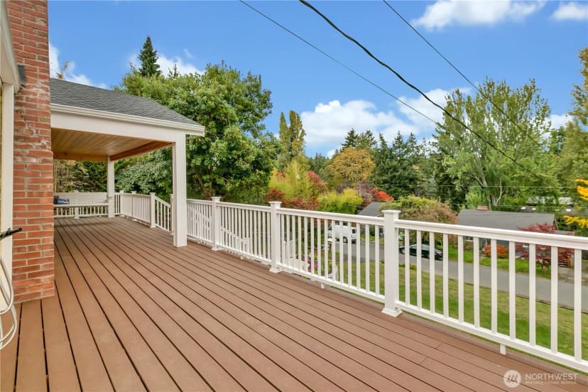 Property photo for 15543 11th Avenue Ne, Shoreline photo 34