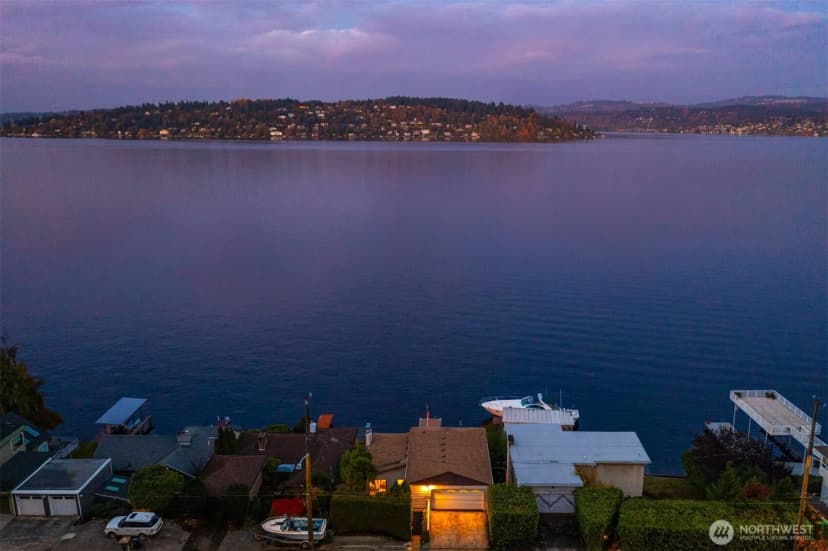 Property photo for 9764 Rainier Avenue S, Seattle photo 30