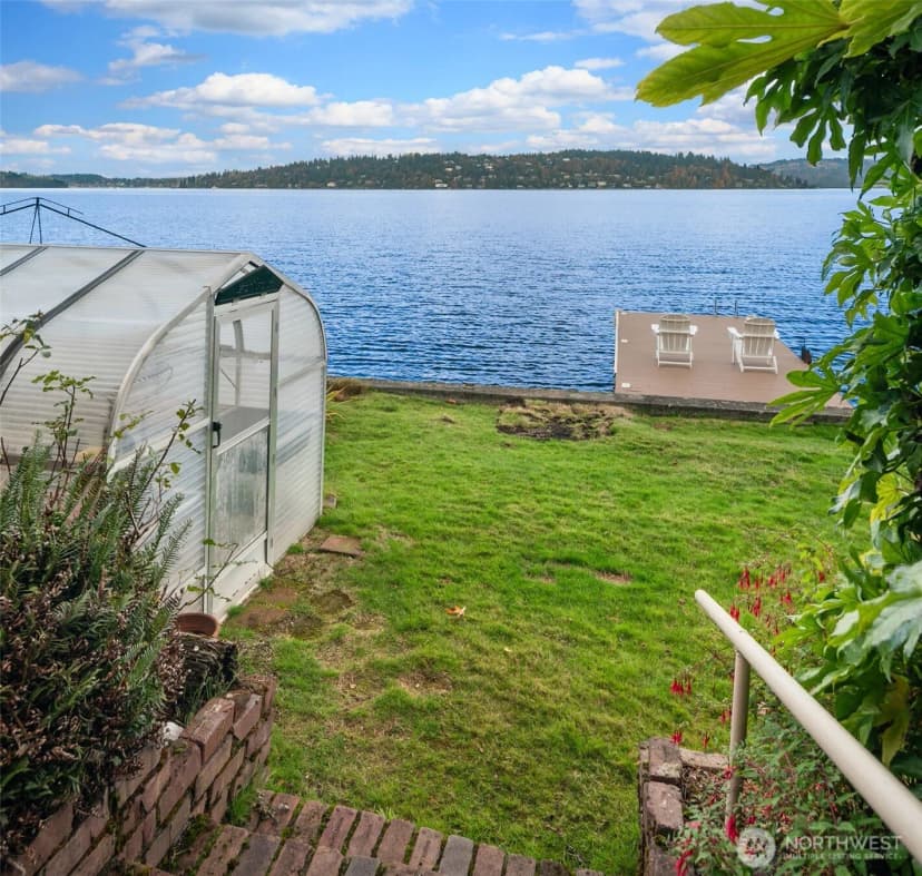 Property photo for 9764 Rainier Avenue S, Seattle photo 34