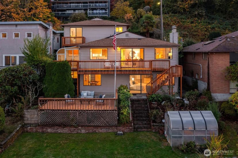 Property photo for 9764 Rainier Avenue S, Seattle photo 39