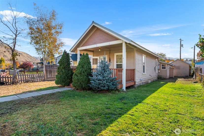 Property photo for 212 Riverside Drive, Cashmere photo 2